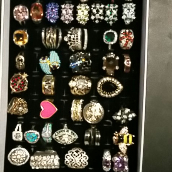 Rings, rings and rings! - Picture 2 of 2